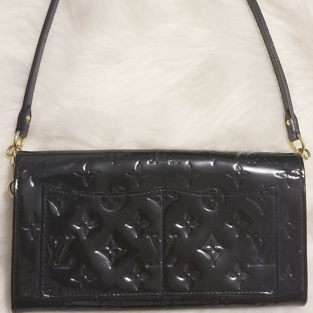 ❌SOLD❌ 💙LV Rossmore MM💙 - Picture 10 of 12
